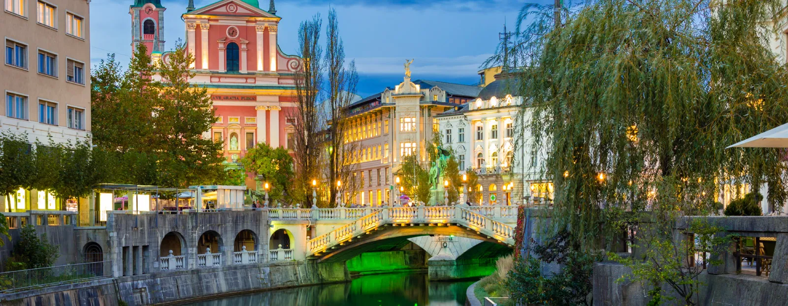 Božićna bajka Ljubljana - Postojna